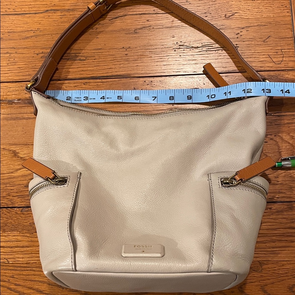 Fossil Genuine Leather Emerson Hobo Bag - Picture 11 of 13